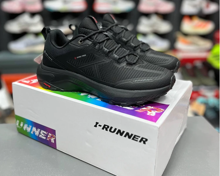 کتونی آی رانر گورتکس / ضد آب مسترکوالیتی / I-RUNNER Hiking / ساخت ویتنام وارداتی / سایز ۴۰ الی ۴۵ / سبک و مقاوم ضد لغزش / فروش تکی و عمده / ضمانت اصالت کالا بالاترین کیفیت درجه ۱
