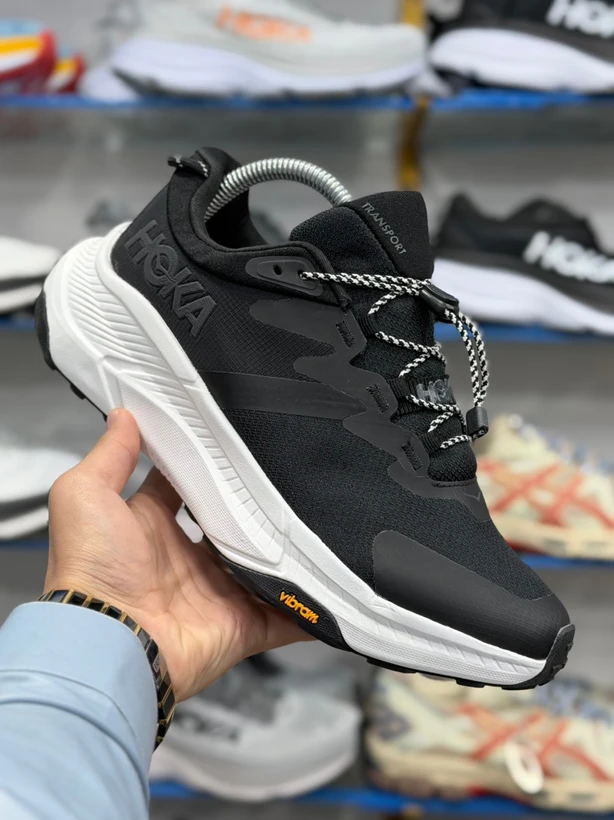 کتونی ویتنامی هوکا ترنسپورت گورتکس /  زیره ویبرام /  HOKA Transport goretex vibram /  ساخت ویتنام وارداتی /  سایز ۴۰ الی ۴۵ /  فروش تکی و عمده  / ضمانت کیفیت کالا