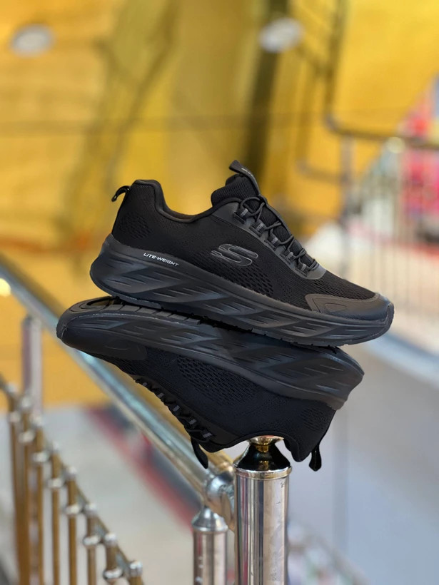 کتونی اسکیچرز ارچ فیت برزنتی / ضد آب طبی و سبک / Skechers Archfit Airmax / ساخت ویتنام وارداتی / سایز ۴۰ الی ۴۵ / فروش تکی و عمده ضمانت / کیفیت کالا