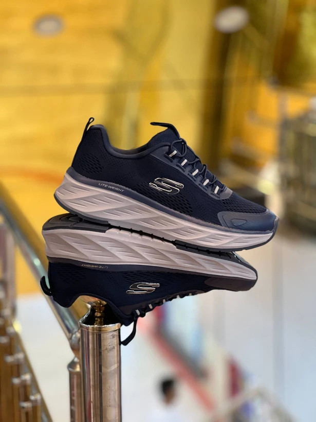 کتونی اسکیچرز ارچ فیت برزنتی / ضد آب طبی و سبک / Skechers Archfit Airmax / ساخت ویتنام وارداتی / سایز ۴۰ الی ۴۵ / فروش تکی و عمده ضمانت / کیفیت کالا