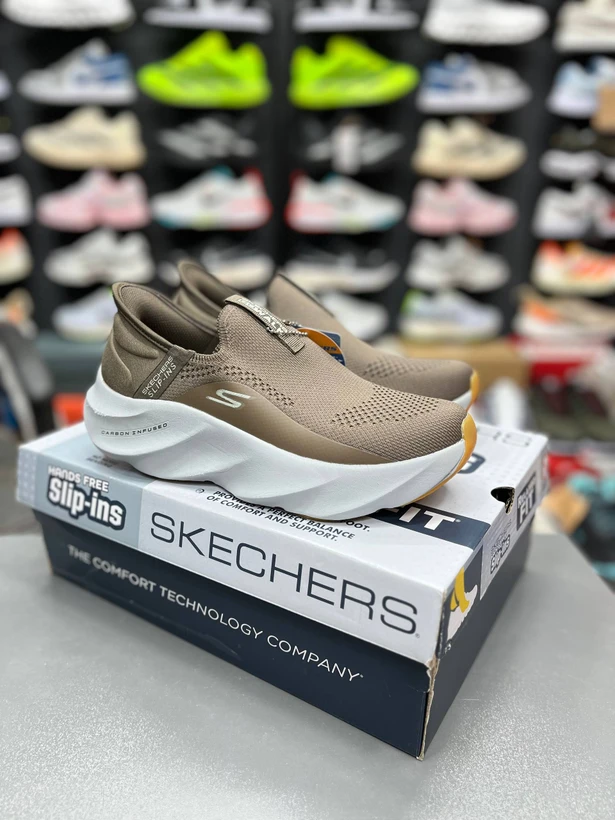 کتونی ویتنامی اسکیچرز هایپر برست مسترکوالیتی / skechers Hyper Burst / ساخت ویتنام وارداتی / سایز ۴۰ الی ۴۵ / فروش تکی و عمده / ضمانت کیفیت کالا