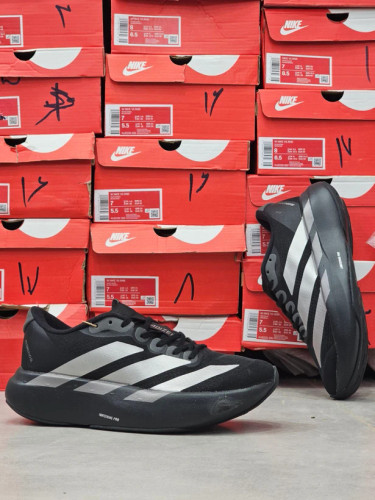 کتونی آدیداس آدیزیرو / Adidas Adizero EVO SL/ ساخت ویتنام وارداتی / سایز 40 الی ۴۵ / ضمانت کالا / فروش تکی و عمده / بالاترین کیفیت مسترکوالیتی A