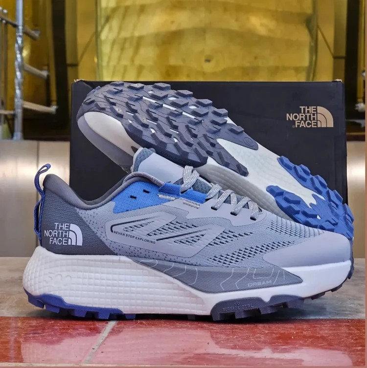 کتونی رانینگ نورث فیس آلتامسا ۵۰۰ / North Face Altamesa 500 / ساخت ویتنام وارداتی / سایز ۴۰ الی ۴۵ / ضمانت کیفیت کالا / فروش تکی و عمده