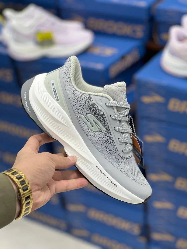 کتونی مسترکوالیتی اسکیچرز هایپر برست کربن / skechers Hyper Burst carbon / ساخت ویتنام وارداتی /  سایز ۳۷ الی ۴۰ /  فروش تکی و عمده /  ضمانت کیفیت کالا