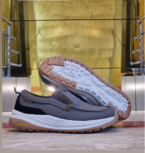 کتونی طبی اسکیچرزبدون بند اسلیپ مسترکوالیتی / Skechers Slip-ins / وارداتی ساخت ویتنام / طبی و بدون بند / سایز۴۰ الی ۴۵ / فروش تکی و عمده ضمانت / کیفیت کالا