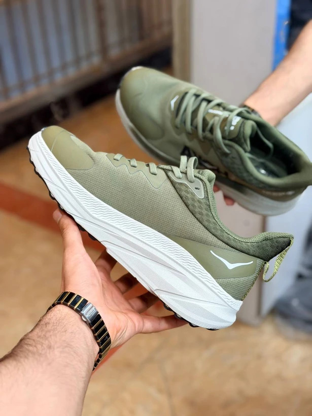 کتونی مسترکوالیتی درجه ۱ / هوکا چلنجر آرت ۷ / hoka challenger art 7، / ساخت ویتنام وارداتی / سایز ۴۰الی ۴۵ / بالاترین کیفیت بازار ضمانت اصالت کالا