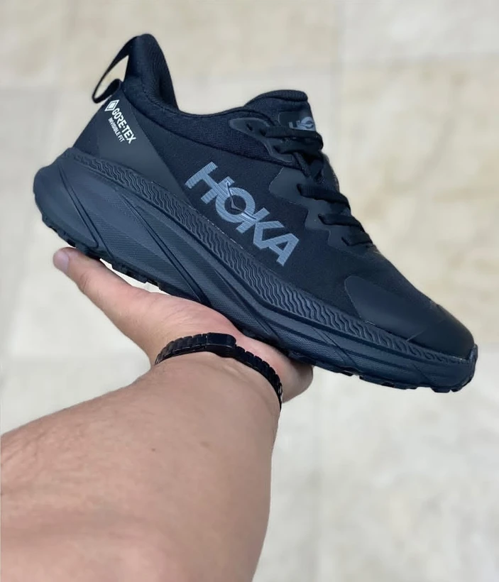 کتونی مسترکوالیتی درجه ۱ / هوکا چلنجر آرت ۷ / hoka challenger art 7، / ساخت ویتنام وارداتی / سایز ۴۰الی ۴۵ / بالاترین کیفیت بازار ضمانت اصالت کالا