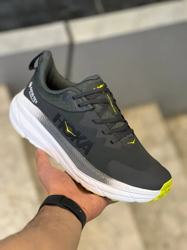 کتونی مسترکوالیتی درجه ۱ / هوکا چلنجر آرت ۷ / hoka challenger art 7، / ساخت ویتنام وارداتی / سایز ۴۰الی ۴۵ / بالاترین کیفیت بازار ضمانت اصالت کالا