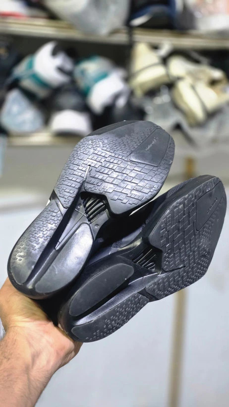 کتونی آدیداس آدی زیرو پرو ۴/Adidas adizero pro 4/ساخت ویتنام وارداتی / سایز ۴۰ الی 45/ضمانت کالا/فروش تک و عمده