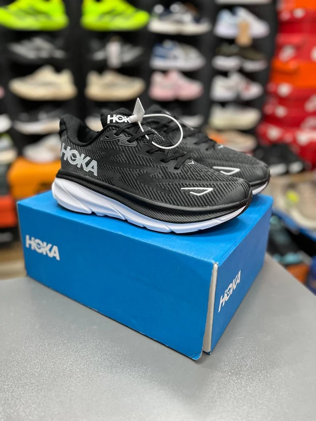 کتونی هوکا کلیفتون ۹ / Hoka Clifton 9 / ساخت ویتنام وارداتی / سایز 40الی ۴۵ / فروش تکی و عمده  / ضمانت کیفیت کالا