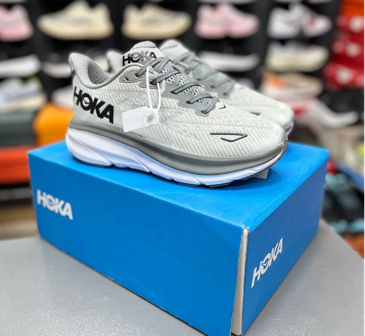 کتونی هوکا کلیفتون ۹ / Hoka Clifton 9 / ساخت ویتنام وارداتی / سایز 40الی ۴۵ / فروش تکی و عمده  / ضمانت کیفیت کالا
