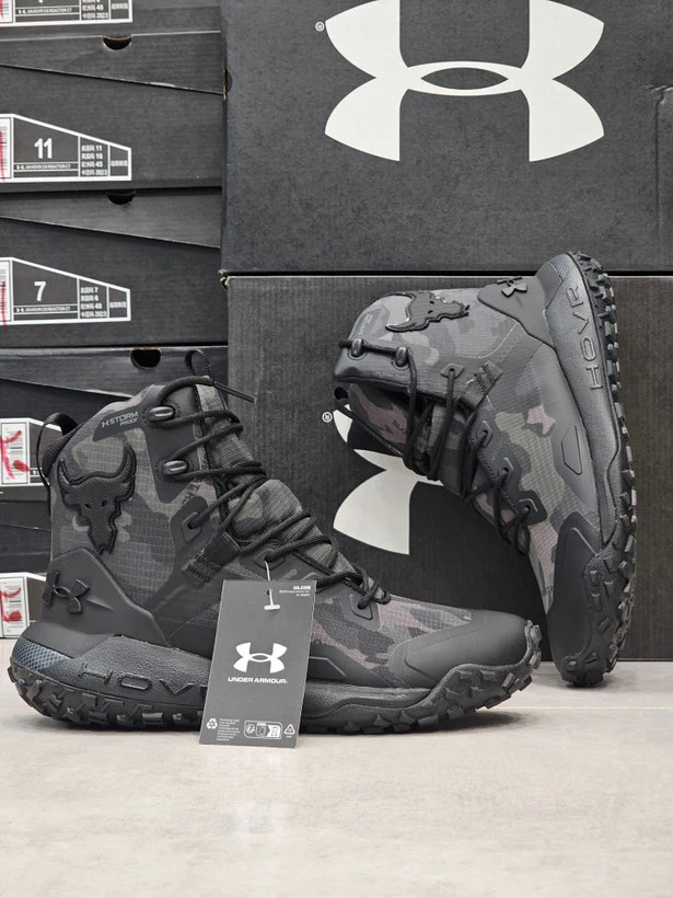 بوت آندرارمور / مدل هاورداون ضد آب / Under armor hovr / ساخت ویتنام وارداتی / بالاترین کیفیت / سایز۴۰الی ۴۵ / فروش تکی و عمده / ضمانت کیفیت کالا /