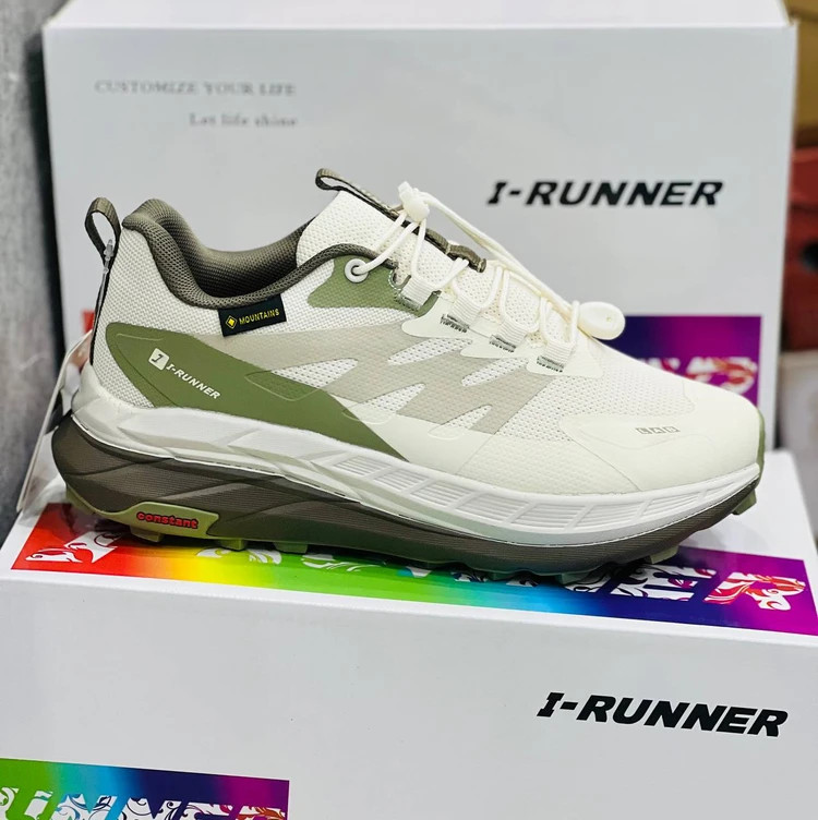 کتونی آی رانر گورتکس / ضد آب مسترکوالیتی / I-RUNNER Hiking / ساخت ویتنام وارداتی / سایز ۴۰ الی ۴۵ / سبک و مقاوم ضد لغزش / فروش تکی و عمده / ضمانت اصالت کالا بالاترین کیفیت درجه ۱