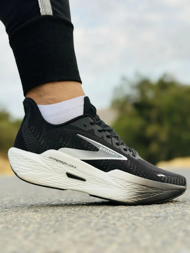 کتونی بروکس هایپریون مکس مسترکوالیتی / Brooks Hyperion Max / ساخت ویتنام وارداتی/ سایز۴۰الی ۴۵ / فروش تکی و عمده/ ضمانت کیفیت کالا