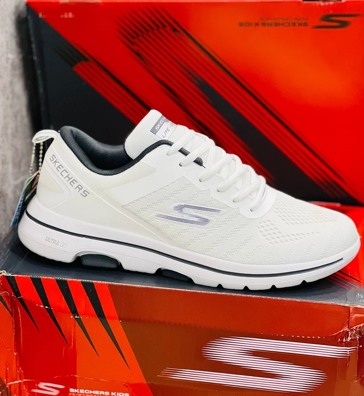 کتونی ویتنامی سایز بزرگ اسکیچرز اولترا گو/Skechers Ultra Go/ساخت ویتنام/سایز۴۳ تا ۴۸ /فروش تکی و عمده/ضمانت اصالت کالا/کیفیت مسترکوالیتیA