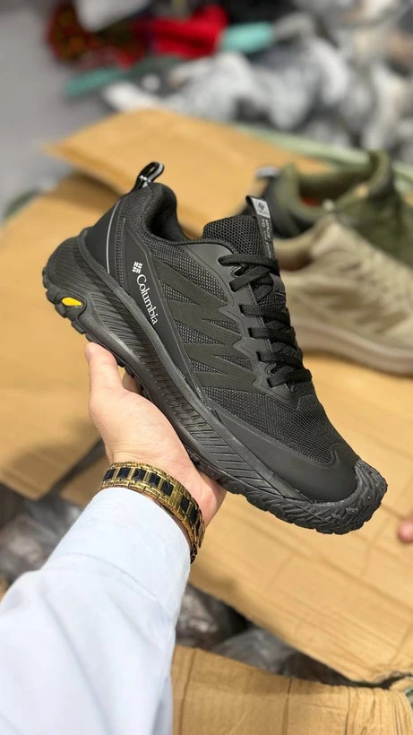 کتونی مردانه کلمبیا/Columbia waterproof/ضد آب گورتکس ساخت ویتنام وارداتی/سایز 40 الی 45/فروش تکی و عمده