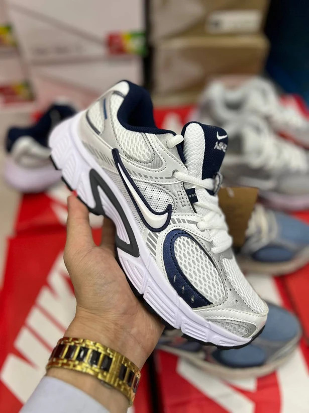 کتونی نایک وی فایو کی / Nike v5k run / ساخت ویتنام وارداتی سایز ۳۷ الی 45 /ضمانت کیفیت کالا/فروش تکی و عمده
