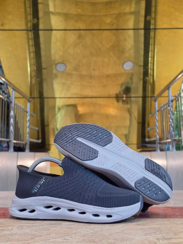کفش اسکیچرز طبی و راحتی گو والکSkechers go walk/ساخت ویتنام/مخصوص پیاده روی و روز مرگی/سایز ۴۰ 41 42 43 44 45/ضمانت اصالت کالا/کیفیت مسترکوالیتیA