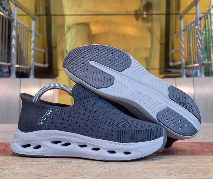 کفش اسکیچرز طبی و راحتی گو والکSkechers go walk/ساخت ویتنام/مخصوص پیاده روی و‌ روز مرگی/سایز ۴۰ 41 42 43 44 45/ضمانت اصالت کالا/کیفیت مسترکوالیتیA
