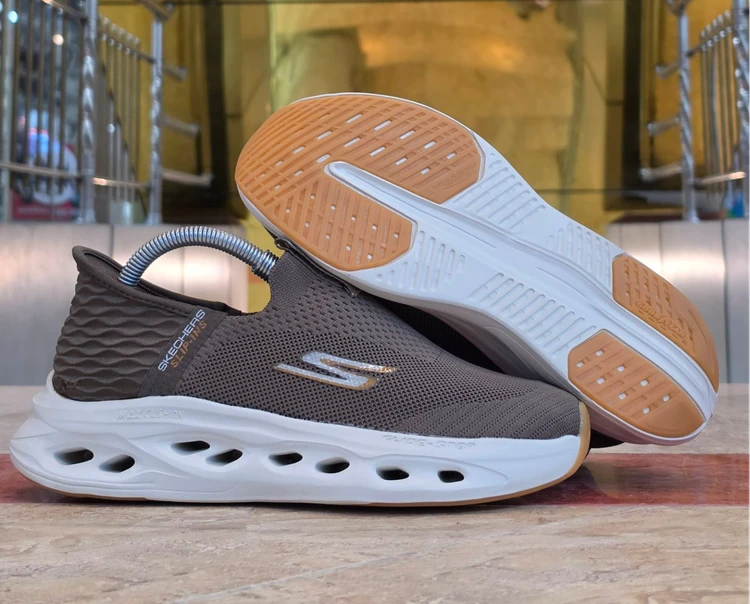 کفش اسکیچرز طبی و راحتی گو والکSkechers go walk/ساخت ویتنام/مخصوص پیاده روی و‌ روز مرگی/سایز ۴۰ 41 42 43 44 45/ضمانت اصالت کالا/کیفیت مسترکوالیتیA