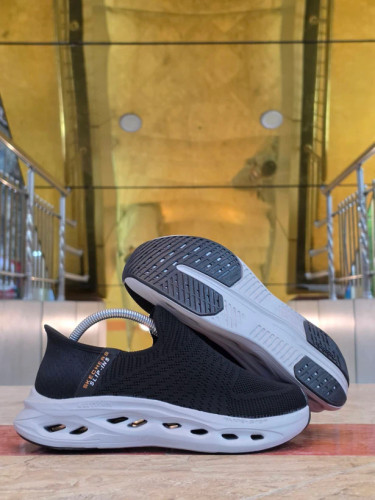 کفش اسکیچرز طبی و راحتی گو والک/ Skechers go walk/ساخت ویتنام/مخصوص پیاده روی و روز مرگی/سایز ۴۰ 41 42 43 44 45/ضمانت اصالت کالا/کیفیت مسترکوالیتیA