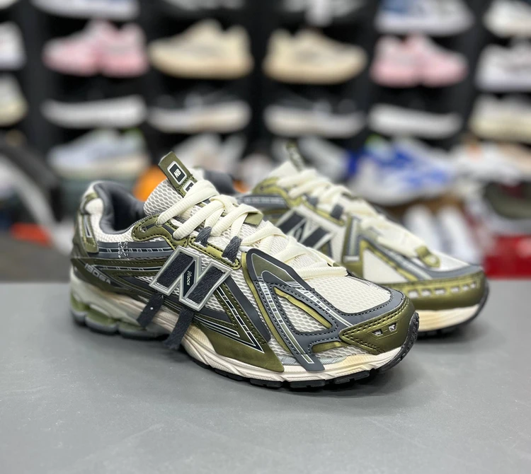 کتونی نیوبالانس ۱۹۰۶ مسترکوالیتی / Newbalance 1906 / ساخت ویتنام وارداتی / سایز40 الی ۴۵ / فروش تکی و عمده /  ضمانت کیفیت کالا
