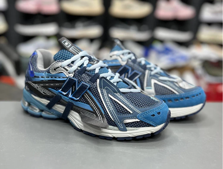 کتونی نیوبالانس ۱۹۰۶ مسترکوالیتی / Newbalance 1906 / ساخت ویتنام وارداتی / سایز40 الی ۴۵ / فروش تکی و عمده / ضمانت کیفیت کالا
