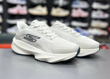 کتونی مسترکوالیتی اسکیچرز هایپر برست کربن / skechers Hyper Burst carbon / ساخت ویتنام وارداتی /  سایز ۳۷ الی ۴۰ /  فروش تکی و عمده /  ضمانت کیفیت کالا