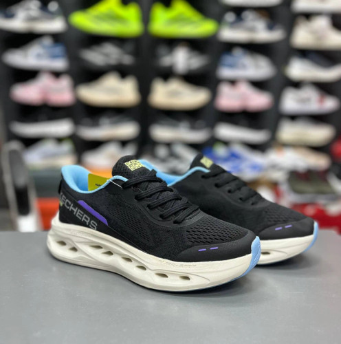 کتونی ویتنامی اسکیچرز مکس کوشنینگ اسلیپ اینز / Skechers Skechers Max Cushioning Slip_Ins / سایز ۳۷ الی ۴۰ / بالاترین کیفیت مسترکوالیتی A درجه ۱/ضمانت اصالت کالا/فروش تکی و عمده