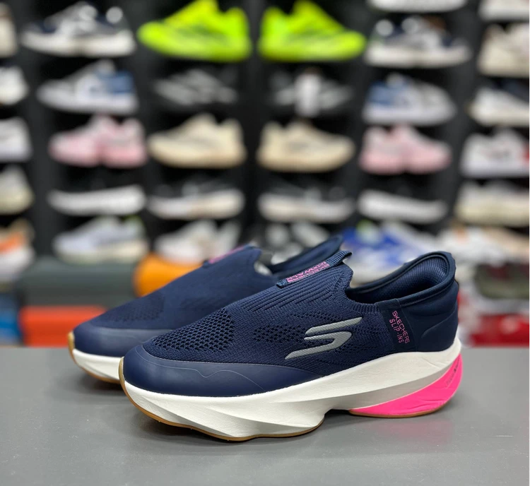 کفش اسکیچرز طبی و راحتی گو والک/ Skechers go walk/ساخت ویتنام/مخصوص پیاده روی و روز مرگی/سایز 37 تا 40/ضمانت اصالت کالا/کیفیت مسترکوالیتیA