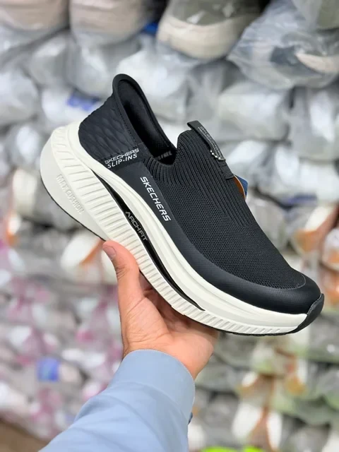 کتونی اسکیچرز بدون بند اسلیپ امو مسترکوالیتی / Skechers Slip Ins Uomo / ساخت ویتنام وارداتی /  سایز ۴۰ الی ۴۵ / طبی و سبک و راحت /  فروش تکی و عمده / ضمانت کیفیت کالا