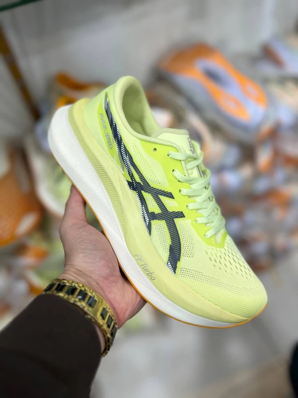 کتونی اسیکس مجیک اسپید ASICS Magic Speed ۴  / 4 /  ساخت ویتنام وارداتی / سایز40 الی۴۵ / فروش تکی و عمده / ضمانت کیفیت کالا