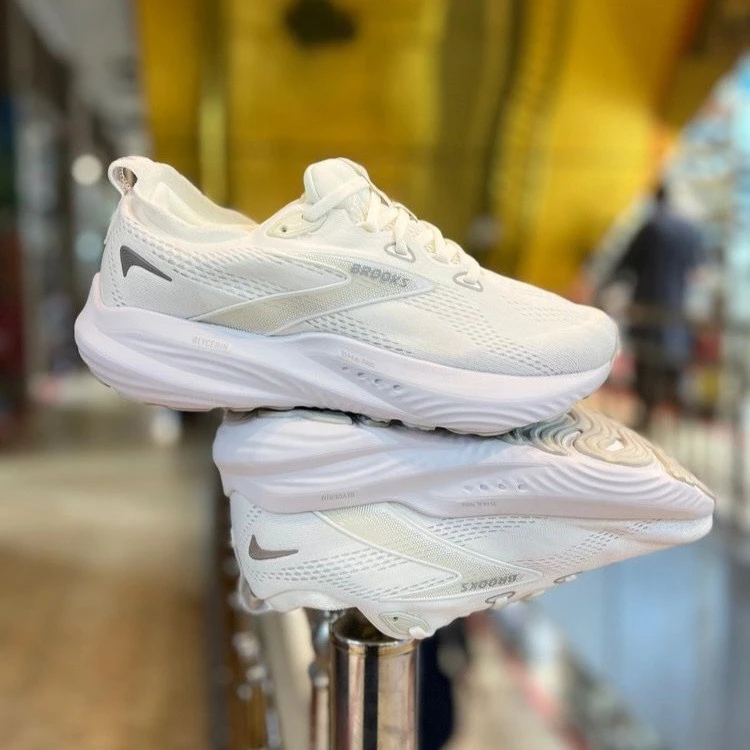 کتونی بروکس گلیسرین ۲۱ /  Brooks Glycerin GTS 21 / ساخت ویتنام وارداتی / سایز ۴۰الی ۴۵ / فروش تکی و عمده / ضمانت اصالت کالا / بالاترین کیفیت درجه ۱