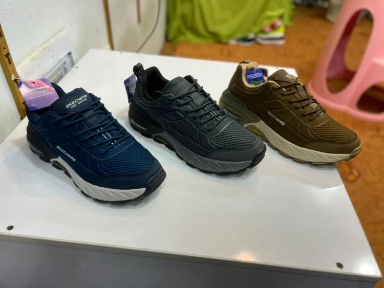 کتونی اسکیچرز پروتکت / Skechers Max Protect Goodyear / ساخت ویتنام وارداتی / سایز ۴۰ الی ۴۵ / بالاترین کیفیت درجه ۱/ضمانت کیفیت کالا/فروش تکی و عمده