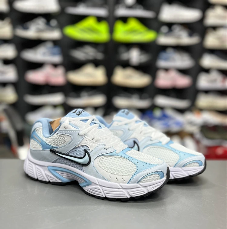 کتونی نایک وی فایو کی / Nike v5k run / ساخت ویتنام وارداتی سایز ۳۷ الی 45 /ضمانت کیفیت کالا/فروش تکی و عمده