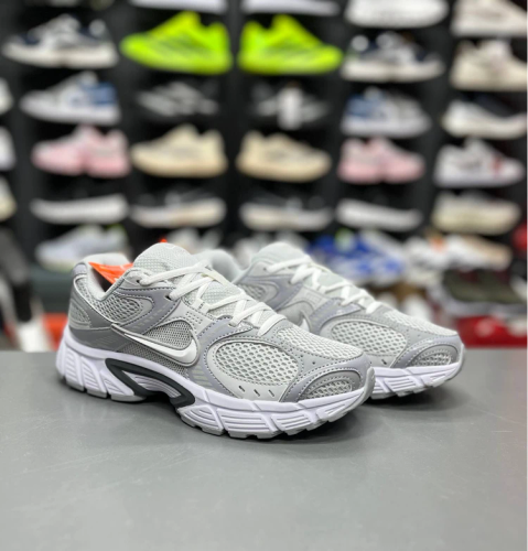 کتونی نایک وی فایو کی / Nike v5k run / ساخت ویتنام وارداتی سایز ۳۷ الی 45 /ضمانت کیفیت کالا/فروش تکی و عمده