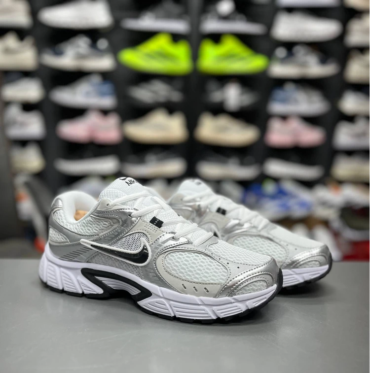 کتونی نایک وی فایو کی / Nike v5k run / ساخت ویتنام وارداتی سایز ۳۷ الی 45 /ضمانت کیفیت کالا/فروش تکی و عمده