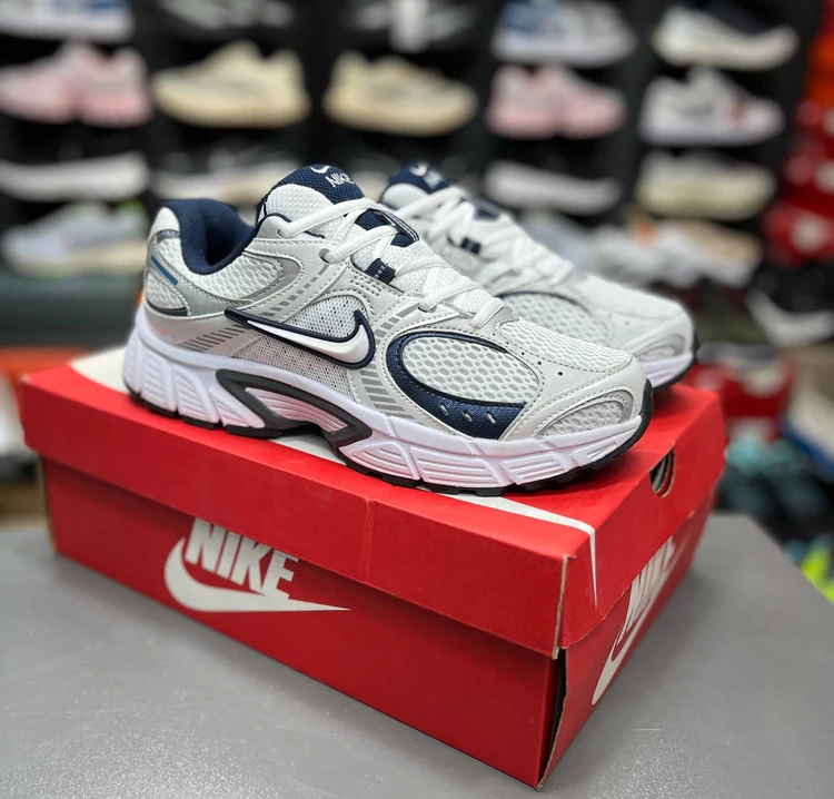 کتونی نایک وی فایو کی / Nike v5k run / ساخت ویتنام وارداتی سایز ۳۷ الی 45 /ضمانت کیفیت کالا/فروش تکی و عمده