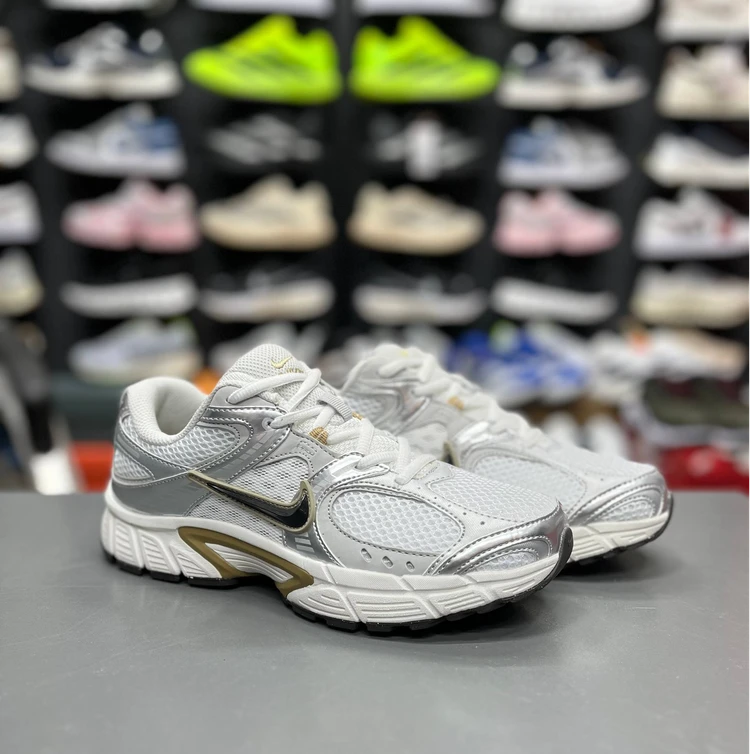 کتونی نایک وی فایو کی / Nike v5k run / ساخت ویتنام وارداتی سایز ۳۷ الی 45 /ضمانت کیفیت کالا/فروش تکی و عمده