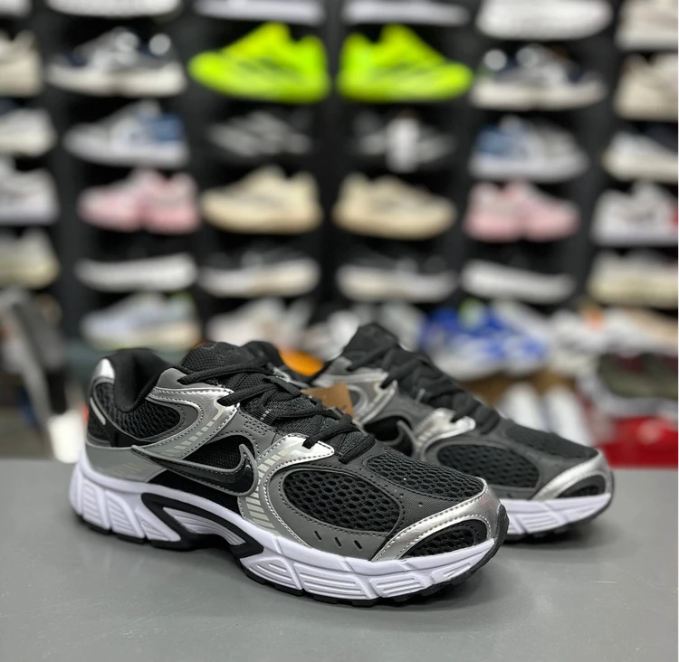 کتونی نایک وی فایو کی / Nike v5k run / ساخت ویتنام وارداتی سایز ۳۷ الی 45 /ضمانت کیفیت کالا/فروش تکی و عمده