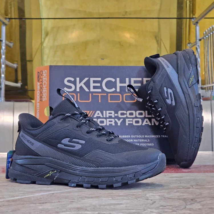 کتونی اسکیچرز آرچ فیت اسلیپ اینز / با زیره گودیر مسترکوالیتی / Skechers Archfit Slip-ins / ساخت ویتنام وارداتی / سایز۴۰ الی ۴۵ / فروش تکی و عمده ضمانت / کیفیت کالا