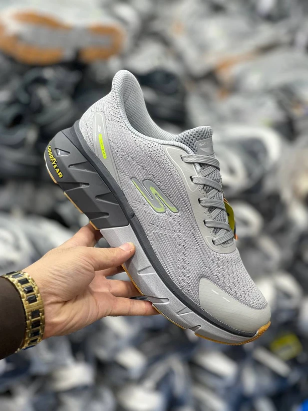 کتونی اسکیچرز آرچ فیت اسلیپ اینز / با زیره گودیر مسترکوالیتی / Skechers Archfit Slip-ins / ساخت ویتنام وارداتی / سایز۴۰ الی ۴۵ / فروش تکی و عمده ضمانت / کیفیت کالا