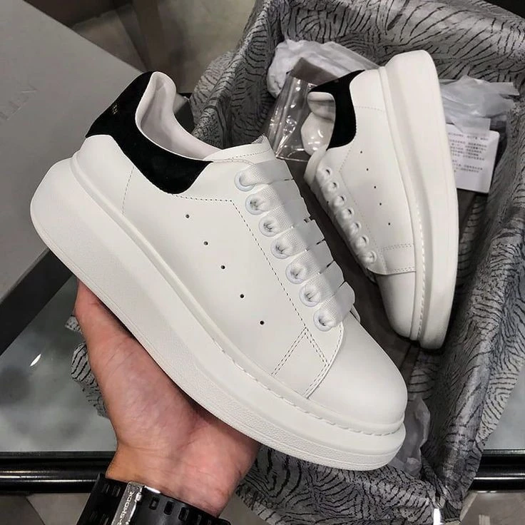 کتونی اسپرت الکساندر مک کوئین Alexander McQueen Sneakers ساخت ویتنام وارداتی سایز۴۰ الی ۴۵فروش تکی و عمده ضمانت کیفیت کالا