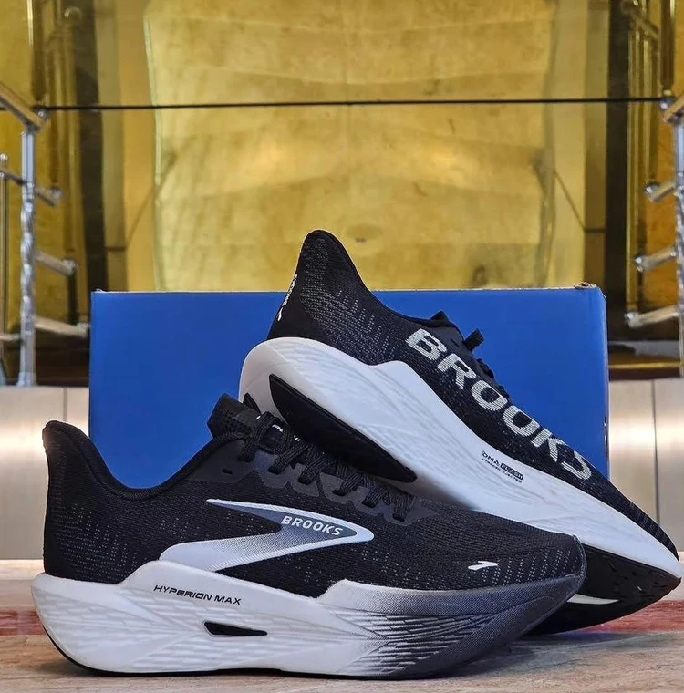 کتونی بروکس هایپریون مکس مسترکوالیتی / Brooks Hyperion Max / ساخت ویتنام وارداتی/  سایز۴۰الی ۴۵ / فروش تکی و عمده/  ضمانت کیفیت کالا