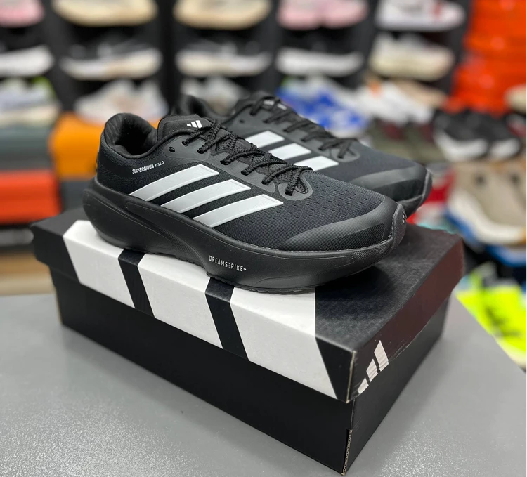 کتونی آدیداس مردانه سوپرنوا رایز ۳/Adidas Supernova Rise 3/ساخت ویتنام/سایز ۴۰ الی ۴۵/فروش تکی و عمده ضمانت اصالت کالا کیفیت مسترکوالیتی درجه ۱
