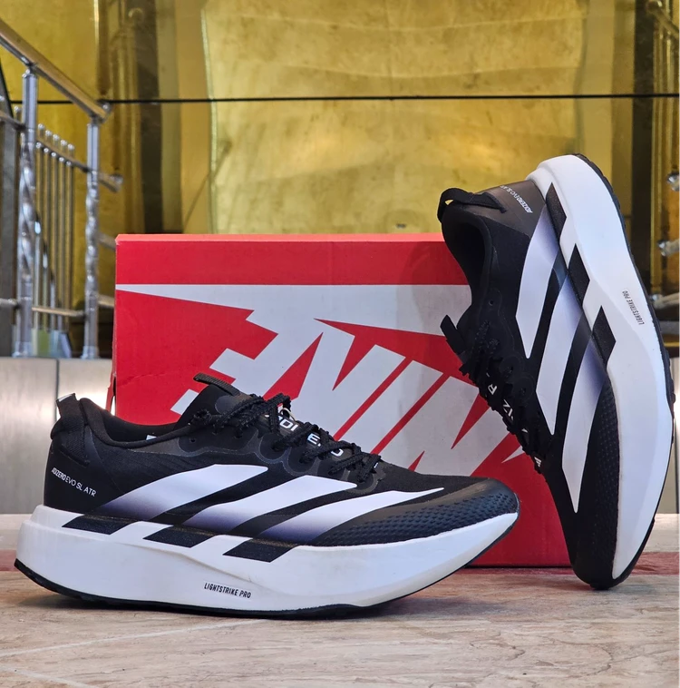 کتونی آدیداس آدیزیرو / Adidas Adizero EVO SL/ ساخت ویتنام وارداتی / سایز 40 الی ۴۵ / ضمانت کالا / فروش تکی و عمده / بالاترین کیفیت مسترکوالیتی A