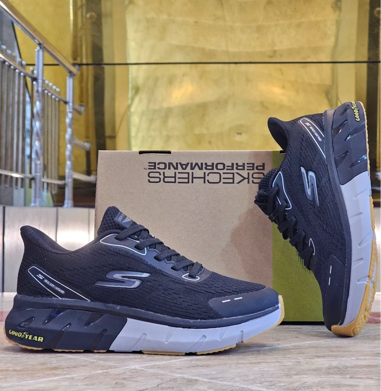 کتونی اسکیچرز آرچ فیت اسلیپ اینز / با زیره گودیر مسترکوالیتی / Skechers Archfit Slip-ins / ساخت ویتنام وارداتی / سایز۴۰ الی ۴۵ / فروش تکی و عمده ضمانت / کیفیت کالا
