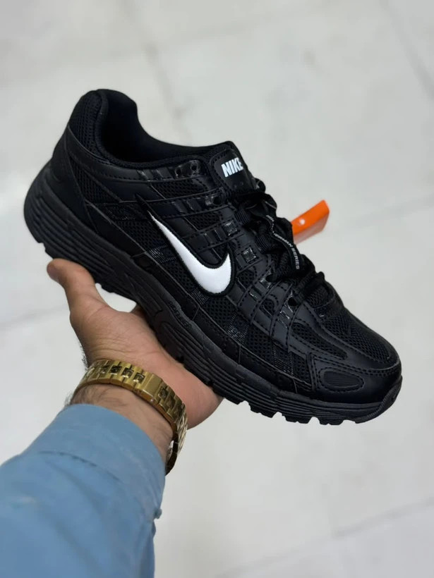 کتونی نایک nike p-6000 ساخت ویتنام سایز ۴۰ تا ۴۵ دارای رنگبندی مختلف . فروش به صورت تک و عمده
