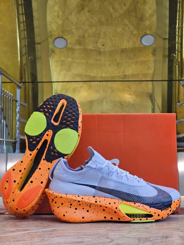 کتونی نایک آلفافلای ۳ مسترکوالیتی/سایز 40 الی 45/ساخت ویتنامNike Alphafly 3/فروش تک و عمده