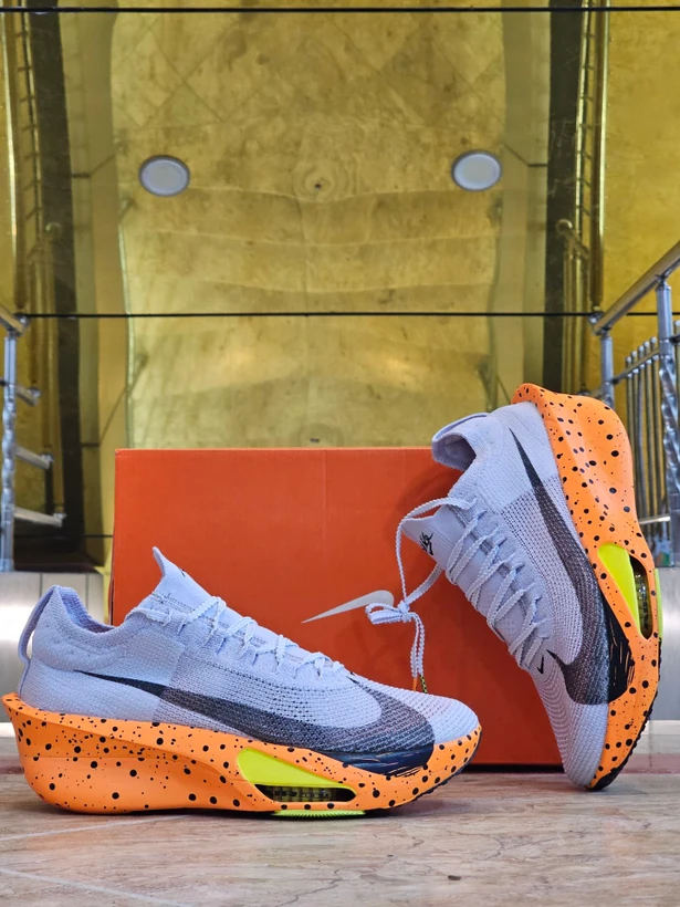 کتونی نایک آلفافلای ۳ مسترکوالیتی/سایز 40 الی 45/ساخت ویتنامNike Alphafly 3/فروش تک و عمده